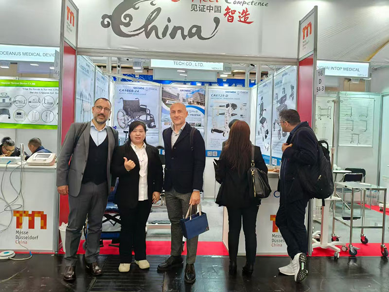 Taispeántas Yuteng Medical in Dubai